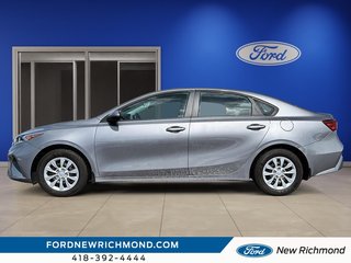 Kia Forte LX IVT 2024 à New Richmond, Québec - 6 - w320h240px