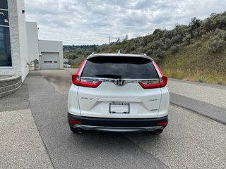 2017 Honda CR-V Touring in Kamloops, British Columbia - 4 - w320h240px