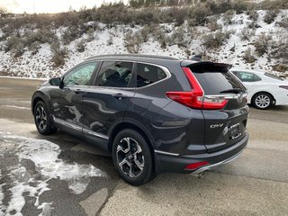 2018 Honda CR-V Touring in Kamloops, British Columbia - 5 - w320h240px