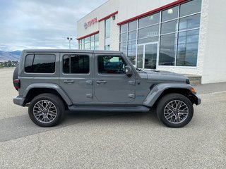 2023 Jeep Wrangler 4xe High Altitude in Kamloops, British Columbia - 2 - w320h240px