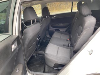 2020 Kia Sportage EX Premium in Kamloops, British Columbia - 6 - w320h240px