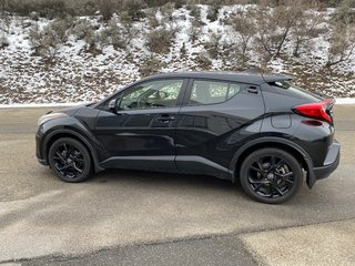 2021 Toyota C-HR XLE in Kamloops, British Columbia - 6 - w320h240px