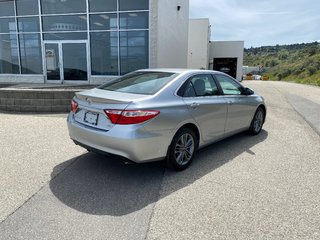 2015 Toyota Camry Se in Kamloops, British Columbia - 3 - w320h240px