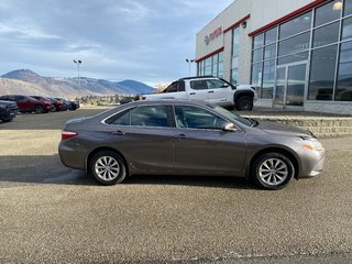 2017 Toyota Camry LE in Kamloops, British Columbia - 2 - w320h240px