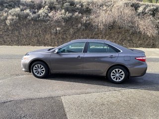 2017 Toyota Camry LE in Kamloops, British Columbia - 6 - w320h240px