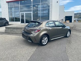 2019 Toyota Corolla Hatchback SE in Kamloops, British Columbia - 3 - w320h240px