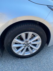 2025 Toyota Corolla Hatchback SE in Kamloops, British Columbia - 3 - w320h240px