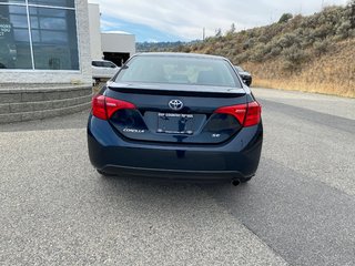 2018 Toyota Corolla SE in Kamloops, British Columbia - 4 - w320h240px