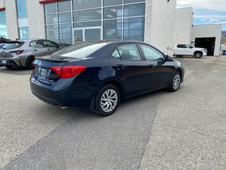 2018 Toyota Corolla SE in Kamloops, British Columbia - 3 - w320h240px