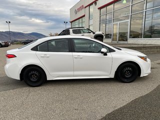2022 Toyota Corolla LE in Kamloops, British Columbia - 2 - w320h240px
