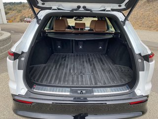 2025 Toyota Crown Signia Limited in Kamloops, British Columbia - 4 - w320h240px