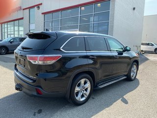 2016 Toyota Highlander Limited in Kamloops, British Columbia - 4 - w320h240px