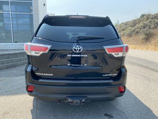 2016 Toyota Highlander Limited in Kamloops, British Columbia - 5 - w320h240px