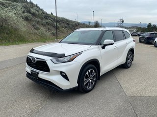 2020 Toyota Highlander XLE in Kamloops, British Columbia - 7 - w320h240px