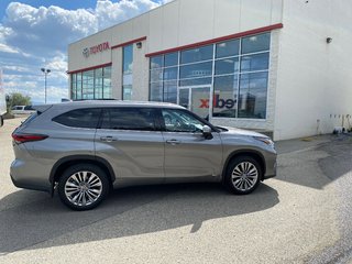 2026 Toyota Highlander Hybrid Limited in Kamloops, British Columbia - 2 - w320h240px
