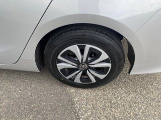 2019 Toyota PRIUS PRIME Upgrade in Kamloops, British Columbia - 6 - w320h240px
