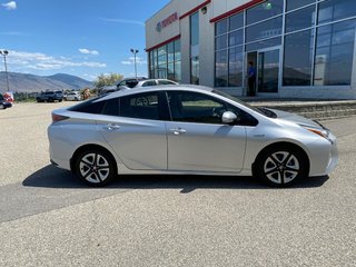 2018 Toyota Prius Touring in Kamloops, British Columbia - 2 - w320h240px