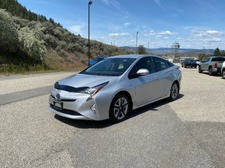 2018 Toyota Prius Touring in Kamloops, British Columbia - 6 - w320h240px