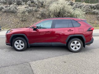 2019 Toyota RAV4 LE in Kamloops, British Columbia - 6 - w320h240px