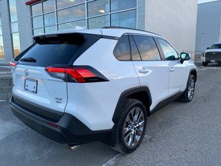 2020 Toyota RAV4 XLE Premium in Kamloops, British Columbia - 5 - w320h240px