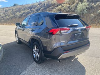 2021 Toyota RAV4 Hybrid Limited in Kamloops, British Columbia - 5 - w320h240px