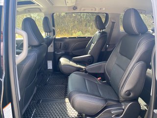 2020 Toyota Sienna SE in Kamloops, British Columbia - 6 - w320h240px