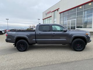 2022 Toyota Tacoma TRD Sport in Kamloops, British Columbia - 2 - w320h240px