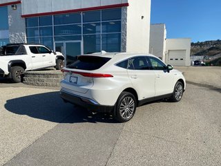 2021 Toyota Venza XLE in Kamloops, British Columbia - 3 - w320h240px