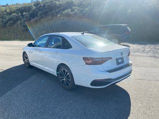 2024 Volkswagen Jetta Comfortline in Kamloops, British Columbia - 4 - w320h240px