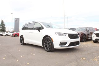 2025 Chrysler Pacifica Limited W / APPLE CARPLAY / ANDROID AUTO