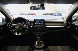 2023 Kia Forte EX IVT W/ REVERSE CAM /APPLE CARPLAY /ANDROID AUTO