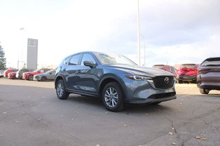 2025 Mazda CX-5 GS / Heated Seats / Heated Wheel