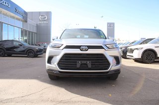 2024 Toyota Grand Highlander XLE W/ 8 Seats / Heated Seats & Wheel