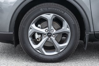 2025 Ford Escape ST-Line in Nanaimo, British Columbia - 5 - w320h240px