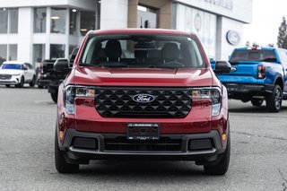 2025 Ford Maverick XLT in Nanaimo, British Columbia - 2 - w320h240px