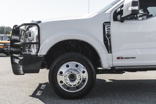 2025 Ford Super Duty F-450 DRW King Ranch in Nanaimo, British Columbia - 5 - w320h240px