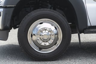 2012 Ford Super Duty F-550 DRW XLT in Nanaimo, British Columbia - 5 - w320h240px
