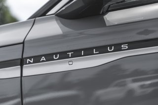 2026 Lincoln Nautilus Premiere in Nanaimo, British Columbia - 6 - w320h240px