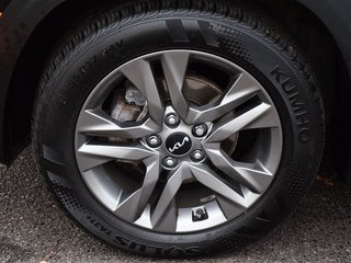 2023 Kia Seltos EX in Mississauga, Ontario - 5 - w320h240px