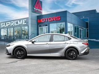 2025 Toyota Camry Hybrid SE UPGRADE AWD in Mississauga, Ontario - 3 - w320h240px