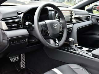 2025 Toyota Camry Hybrid SE UPGRADE AWD in Mississauga, Ontario - 6 - w320h240px