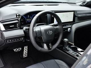 2025 Toyota Camry Hybrid XSE AWD in Mississauga, Ontario - 6 - w320h240px