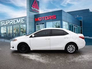 2018 Toyota Corolla LE in Mississauga, Ontario - 2 - w320h240px