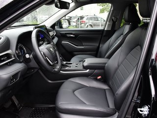 2025 Toyota Highlander hybrid XLE AWD in Mississauga, Ontario - 6 - w320h240px