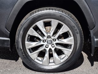 2021 Toyota RAV4 XLE in Mississauga, Ontario - 6 - w320h240px