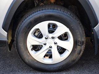 2023 Toyota RAV4 LE in Mississauga, Ontario - 5 - w320h240px