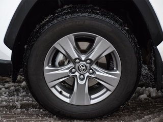 2024 Toyota RAV4 Hybrid LE in Mississauga, Ontario - 4 - w320h240px