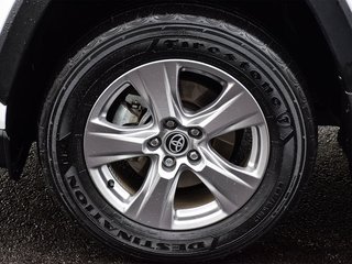 2025 Toyota RAV4 Hybrid XLE in Mississauga, Ontario - 5 - w320h240px