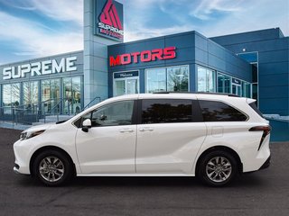2025 Toyota Sienna LE in Mississauga, Ontario - 4 - w320h240px