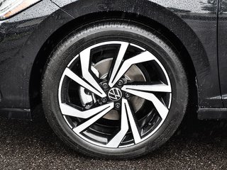 2025 Volkswagen Jetta Highline in Mississauga, Ontario - 5 - w320h240px